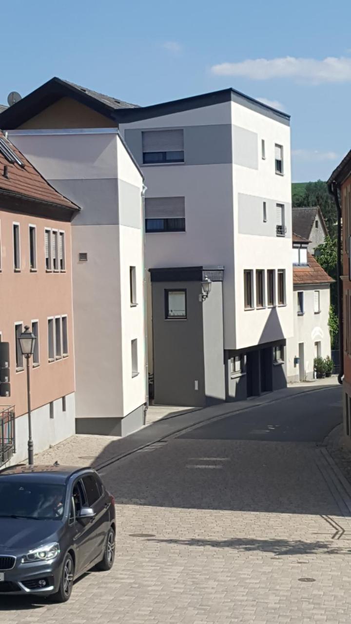 Hotel & Gaestehaus Krone Geiselwind Eksteriør bilde